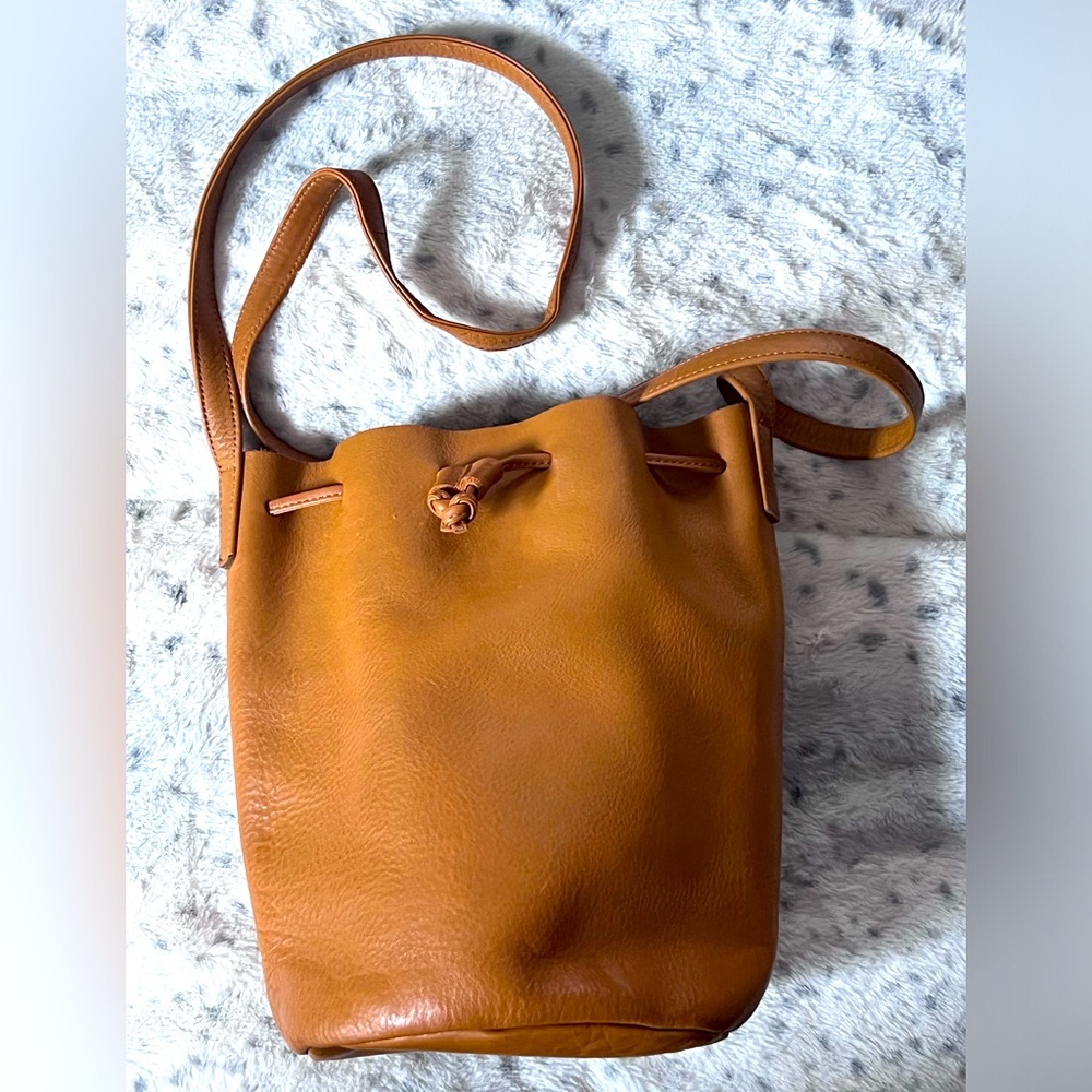Baggu leather cross body bucket bag